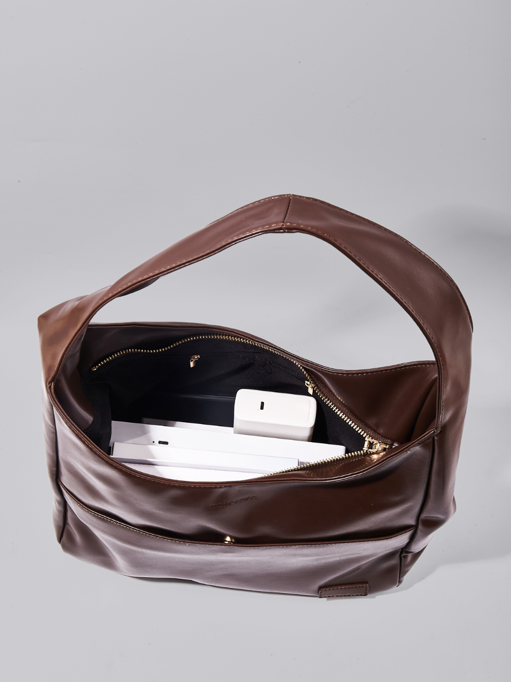 Minimalist Hobo Shoulder Bag – Vegan Leather
