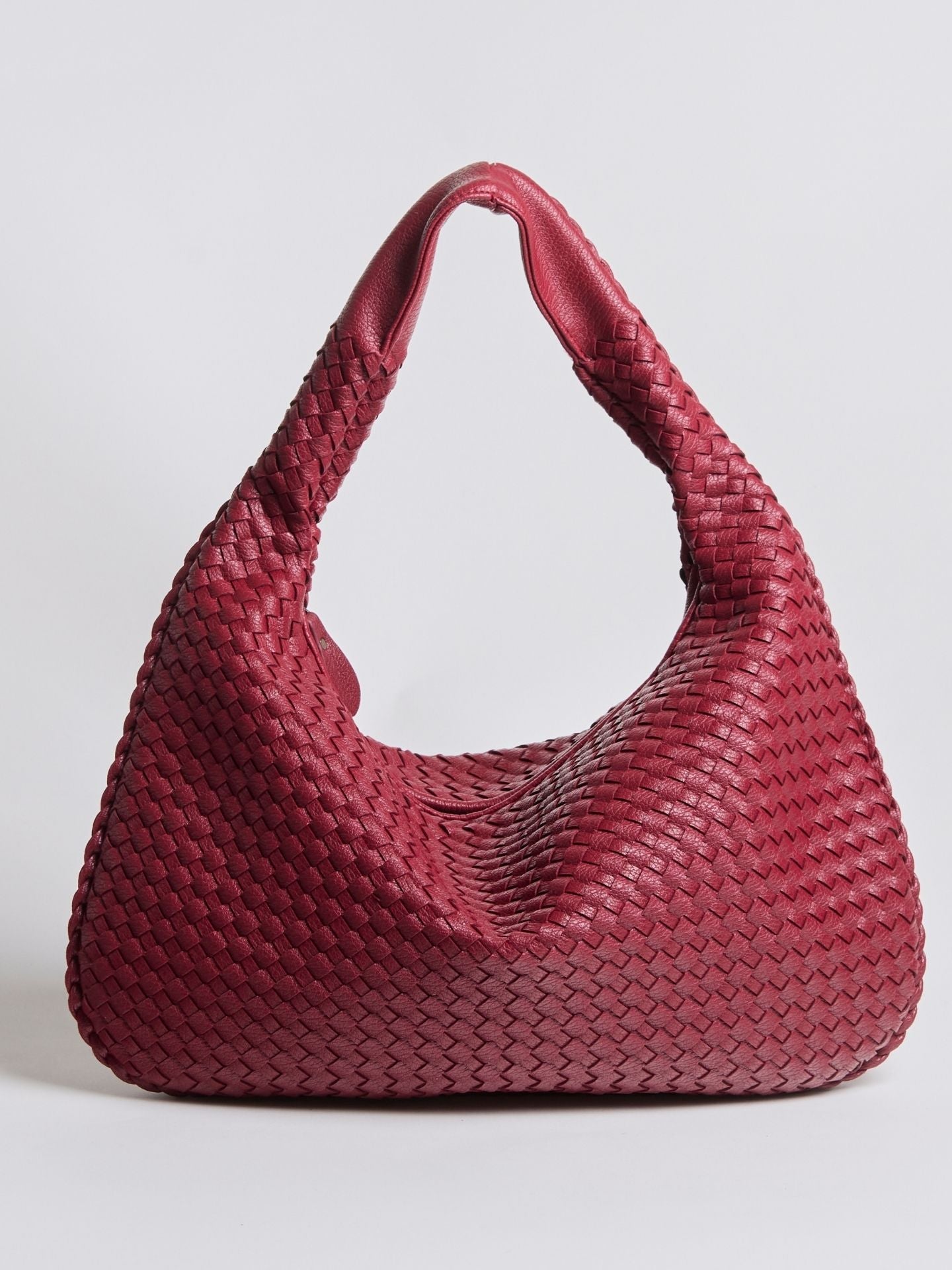 Spacious Braided Women’s Shoulder Bag – Black & Red Elegant Daily Handbag