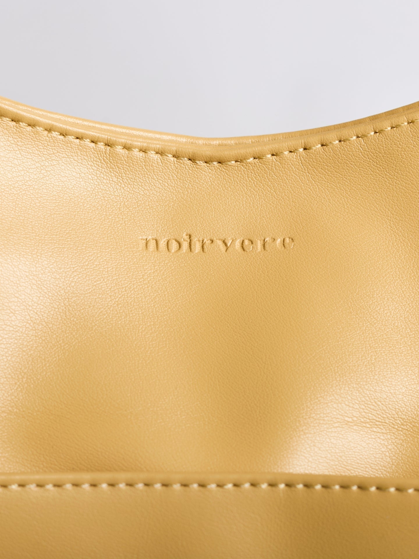 Minimalist Hobo Shoulder Bag – Vegan Leather