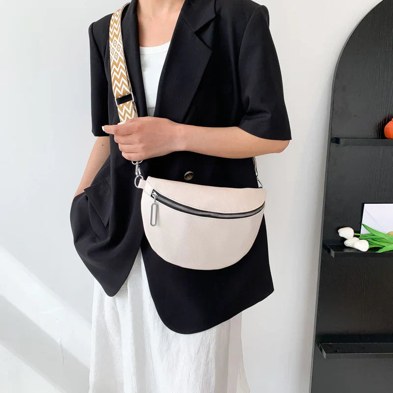 Trendy Crossbody Bag with Wide Shoulder Strap – Stylish & Comfortable