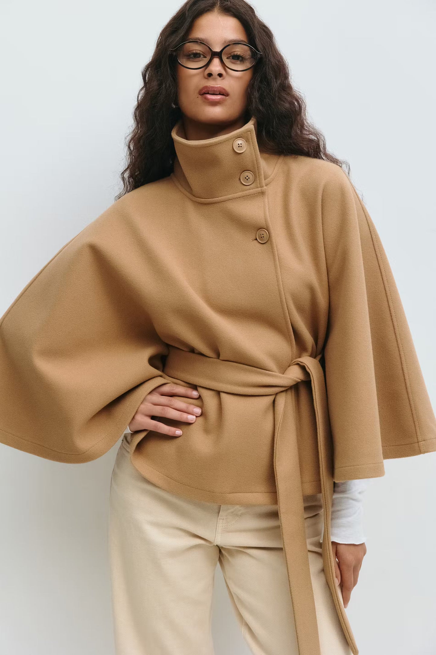 Women's Cape Jacket – Elegant Draped Outerwear for Fall 2025