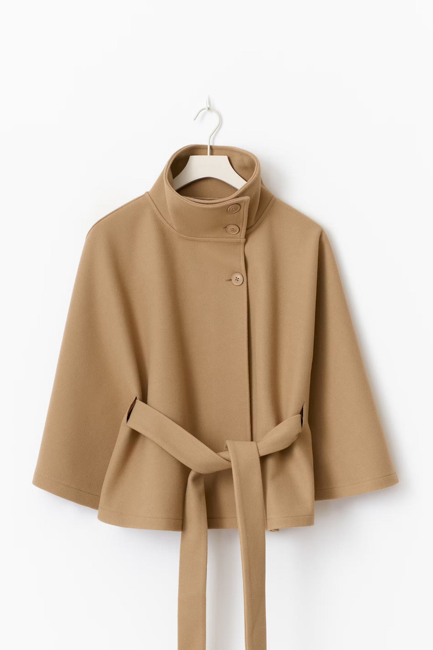 Women's Cape Jacket – Elegant Draped Outerwear for Fall 2025
