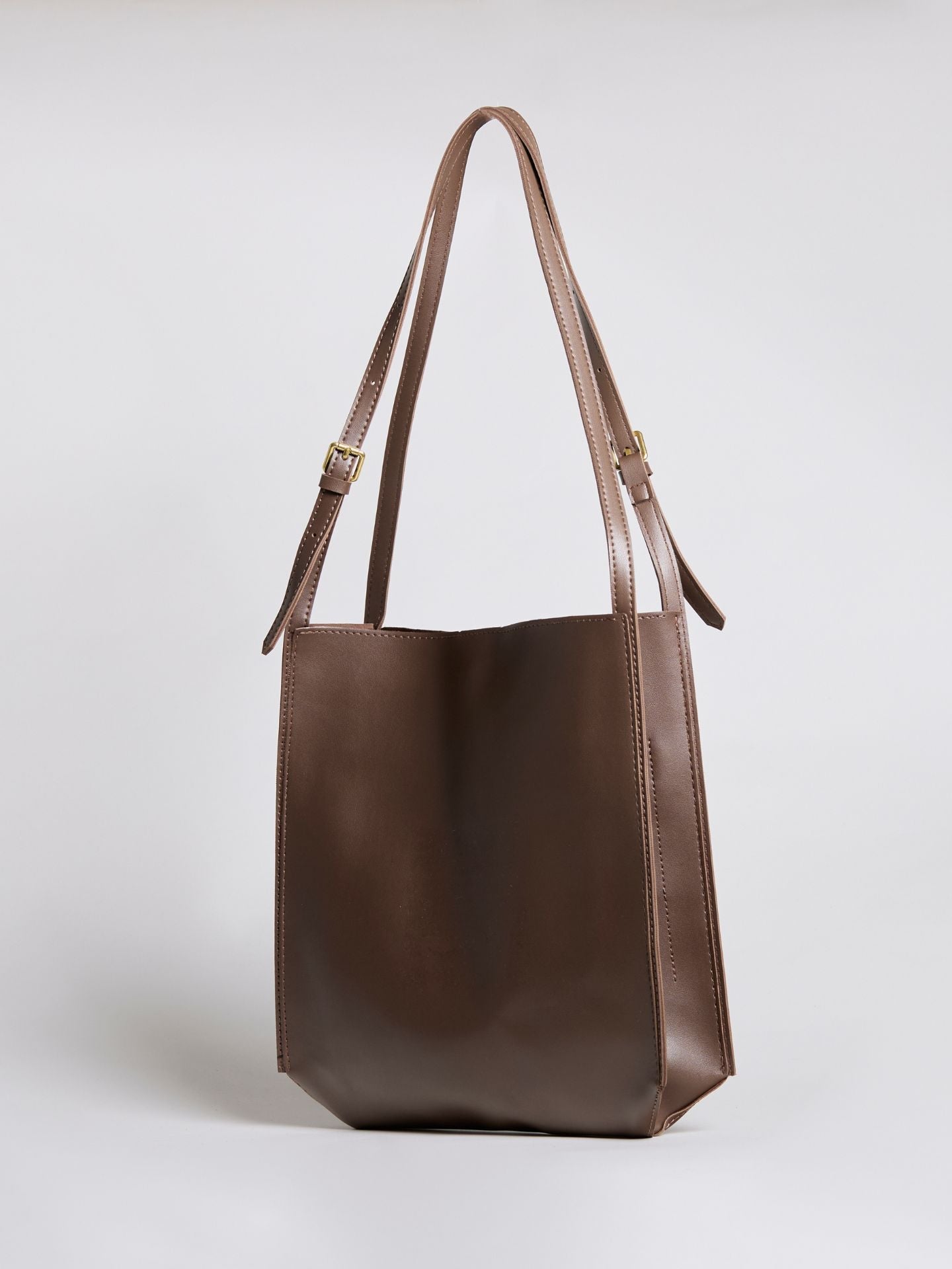 Minimalist Leather Shoulder Bag for Women – Spacious Black & Brown Elegance Handbag