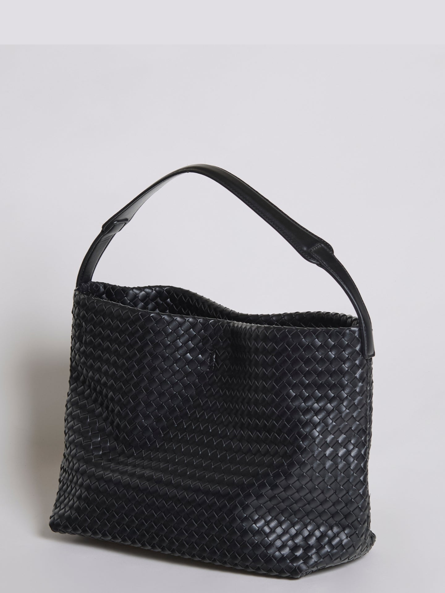 Vegan Leather Woven Hobo Shoulder Bag – Black, Stylish & Spacious