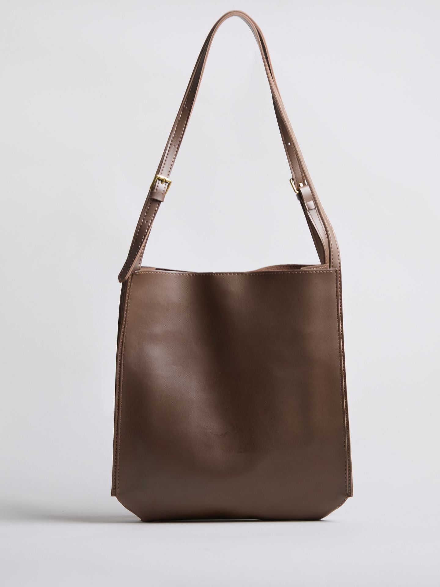 Minimalist Leather Shoulder Bag for Women – Spacious Black & Brown Elegance Handbag