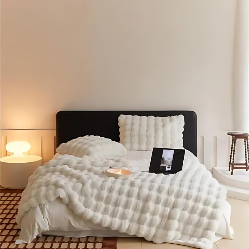 Luxe Faux Fur Throw Blanket – Ultra-Soft, Warm & Stylish Bedding for Sofa & Bed – Available in Multiple Colors