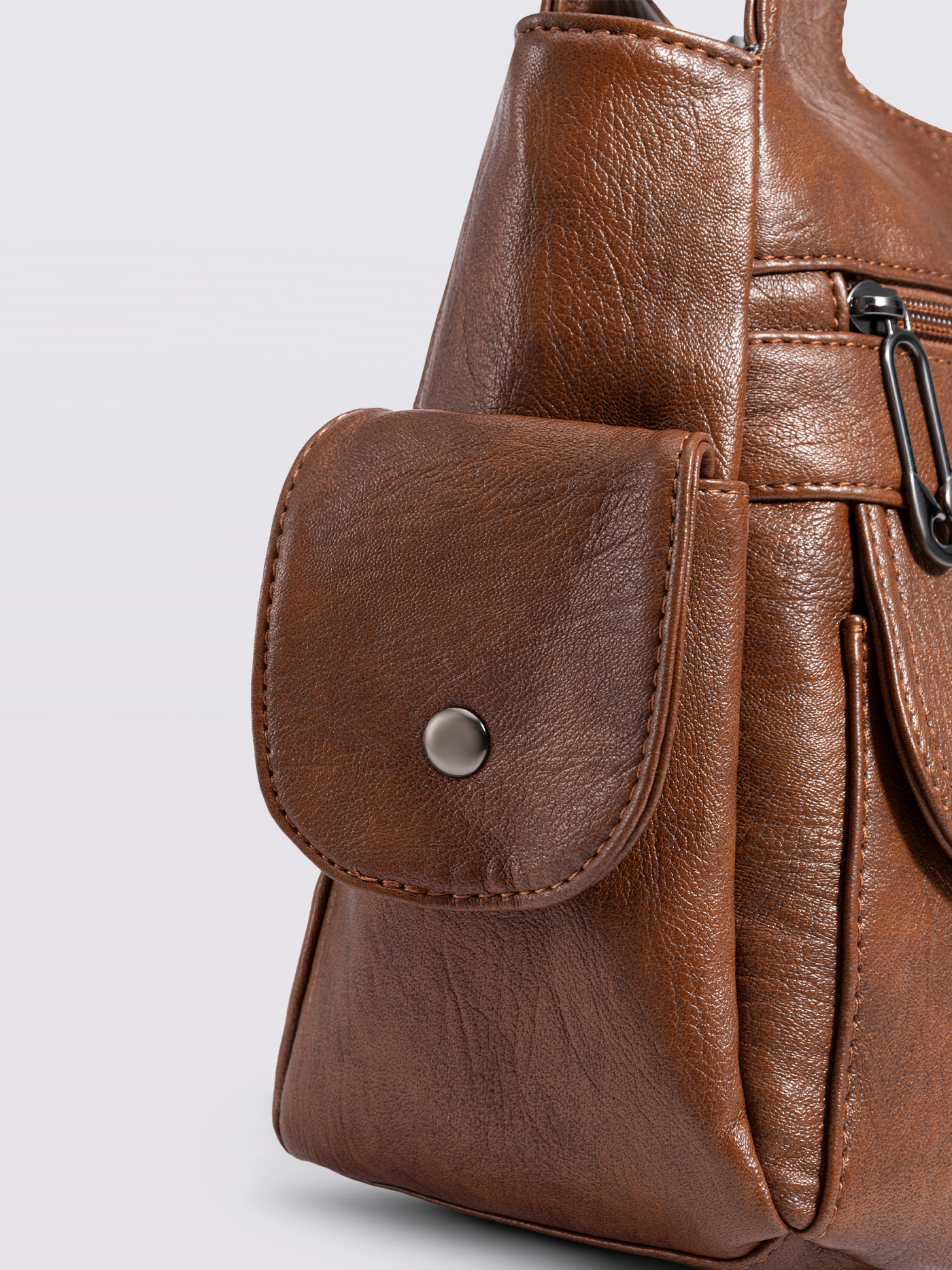 Vegan Leather Shoulder Bag with Multiple Pockets – Practical & Stylish