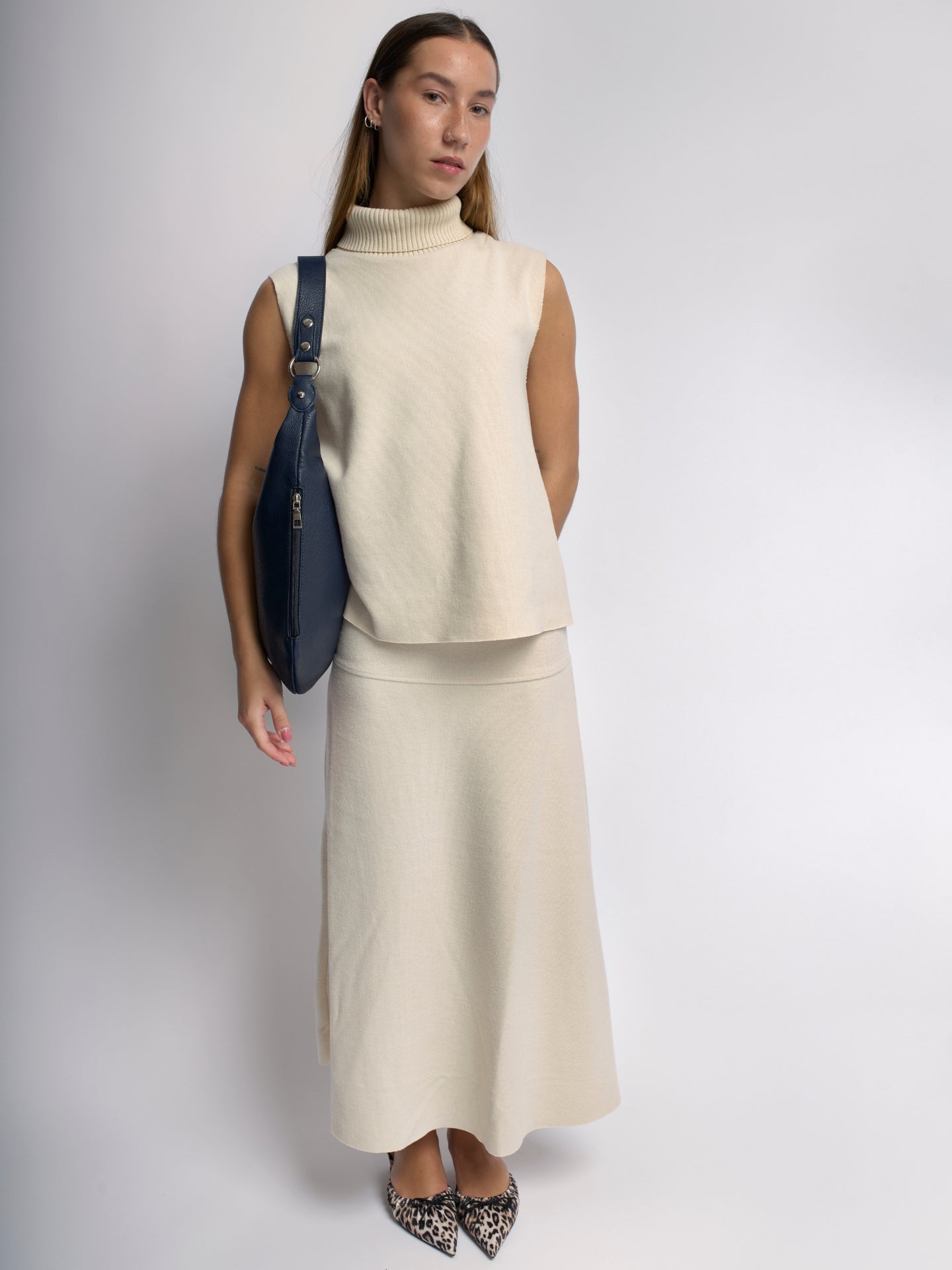 Spacious Shoulder Bag – Vegan Leather