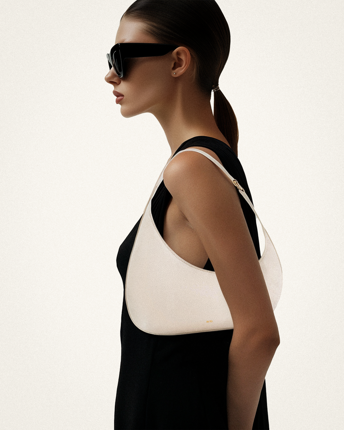 Minimalist Drop-Shaped Vegan Leather Shoulder Bag ‒ Modern Chic & Lightweight