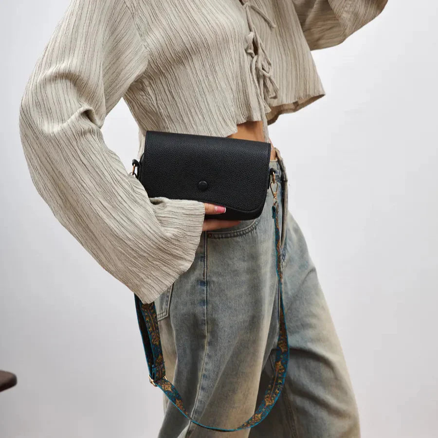 Vegan Leather Crossbody Bag for Women – Adjustable Strap – Chic & Practical Design