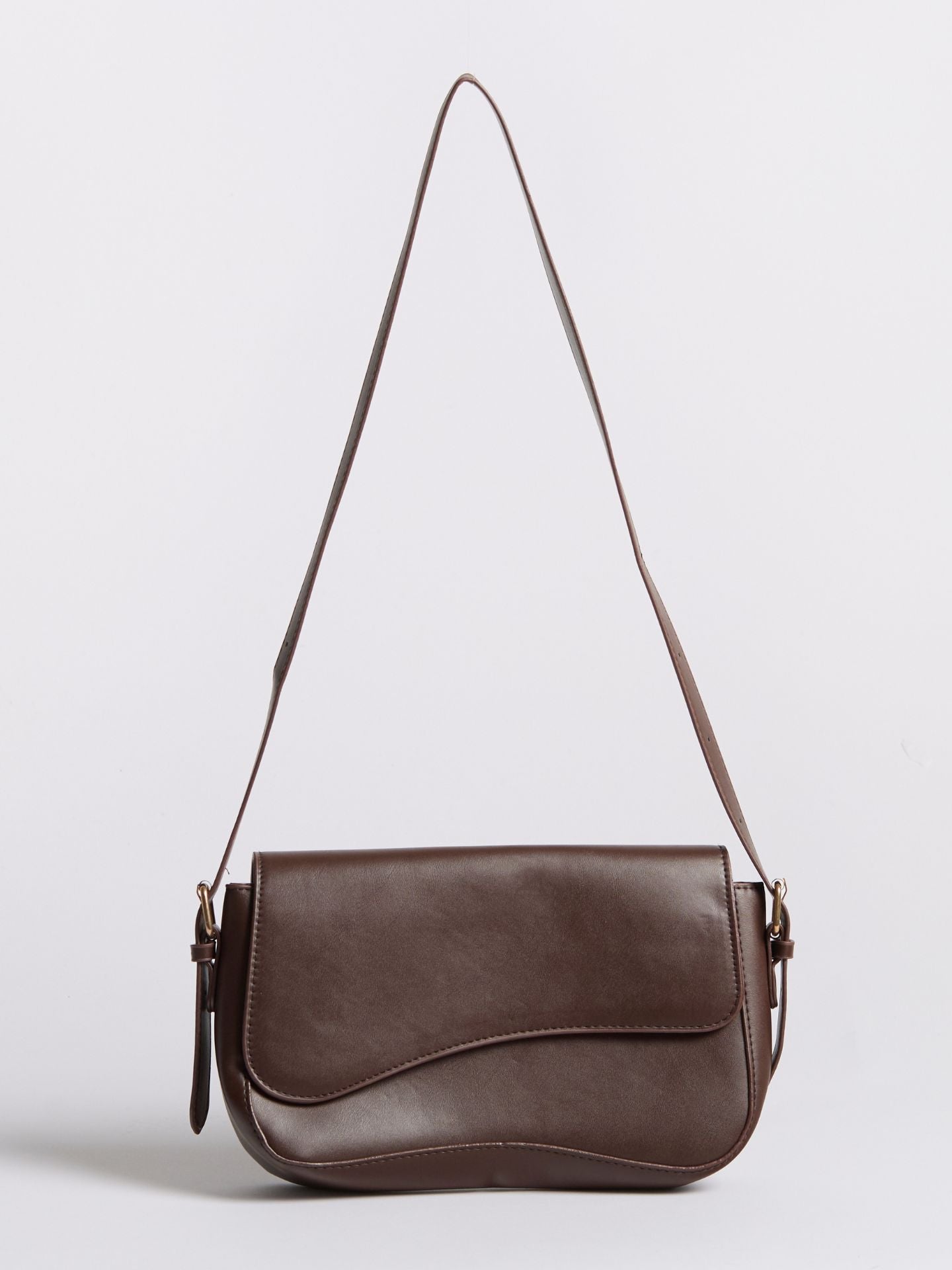Vegan Leather Black Shoulder Bag – Adjustable Crossbody, Sustainable & Stylish