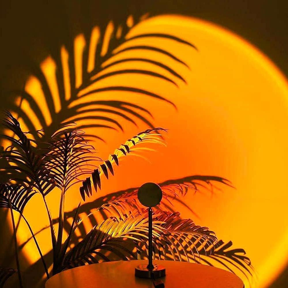 Sunset Projection Lamp – 360° Rotating LED Mood Light for Bedroom, Living Room & Photography | USB-Powered, Adjustable Angle