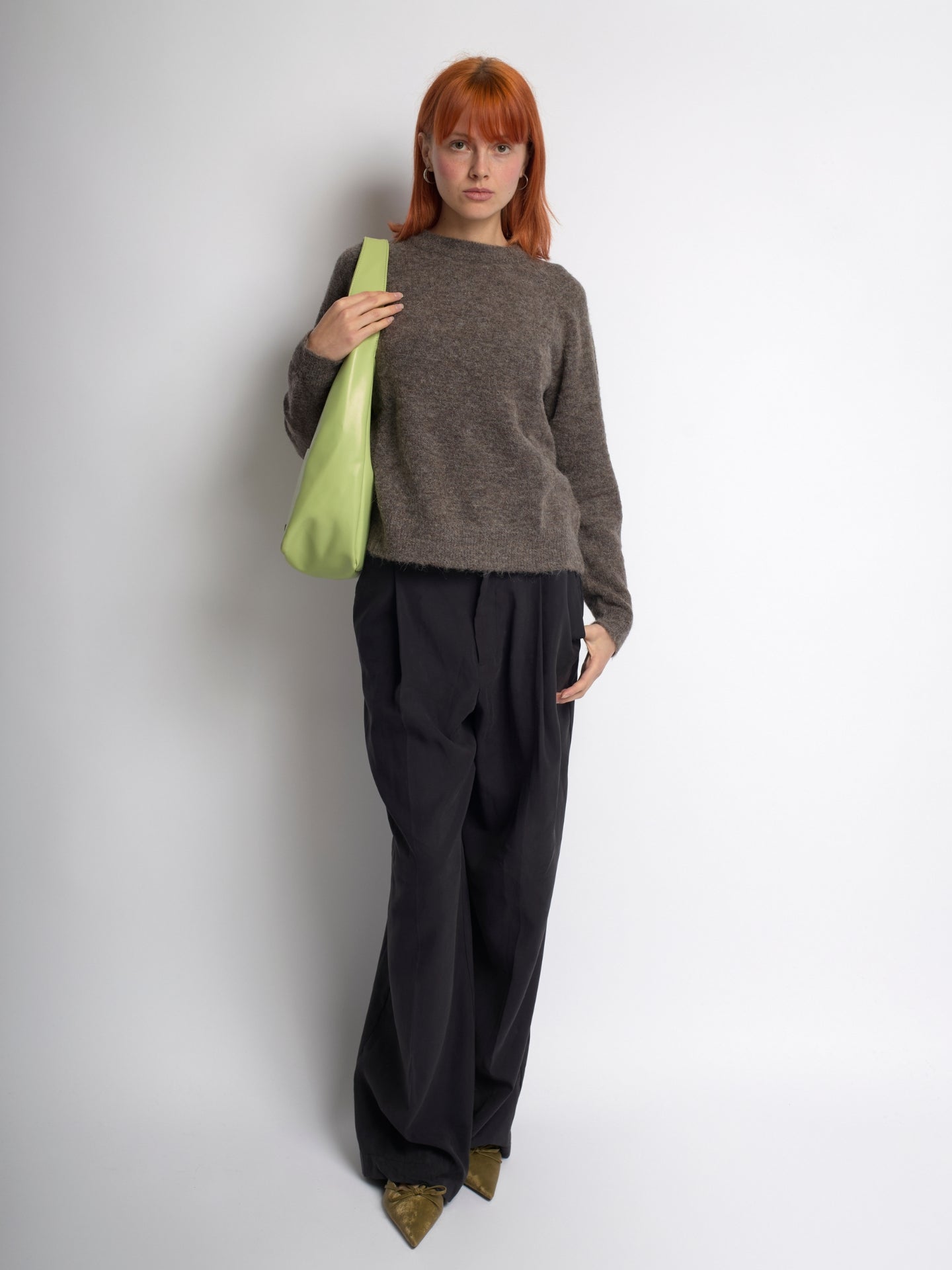 Minimalist Hobo Shoulder Bag – Vegan Leather