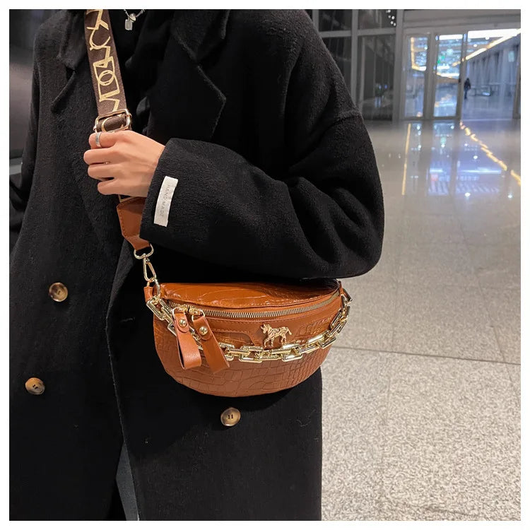 Luxe Crossbody Belt Bag with Gold Chain – Stylish & Versatile