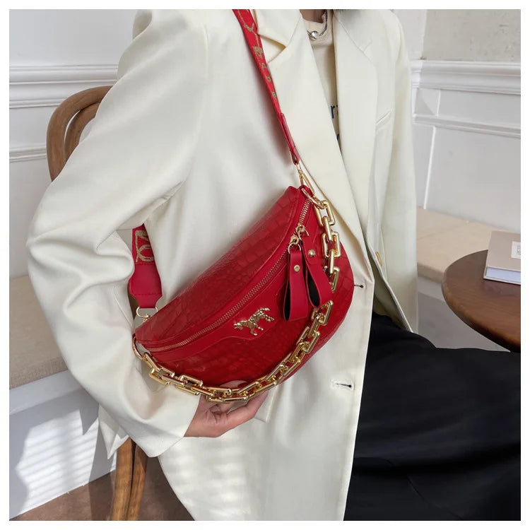 Luxe Crossbody Belt Bag with Gold Chain – Stylish & Versatile