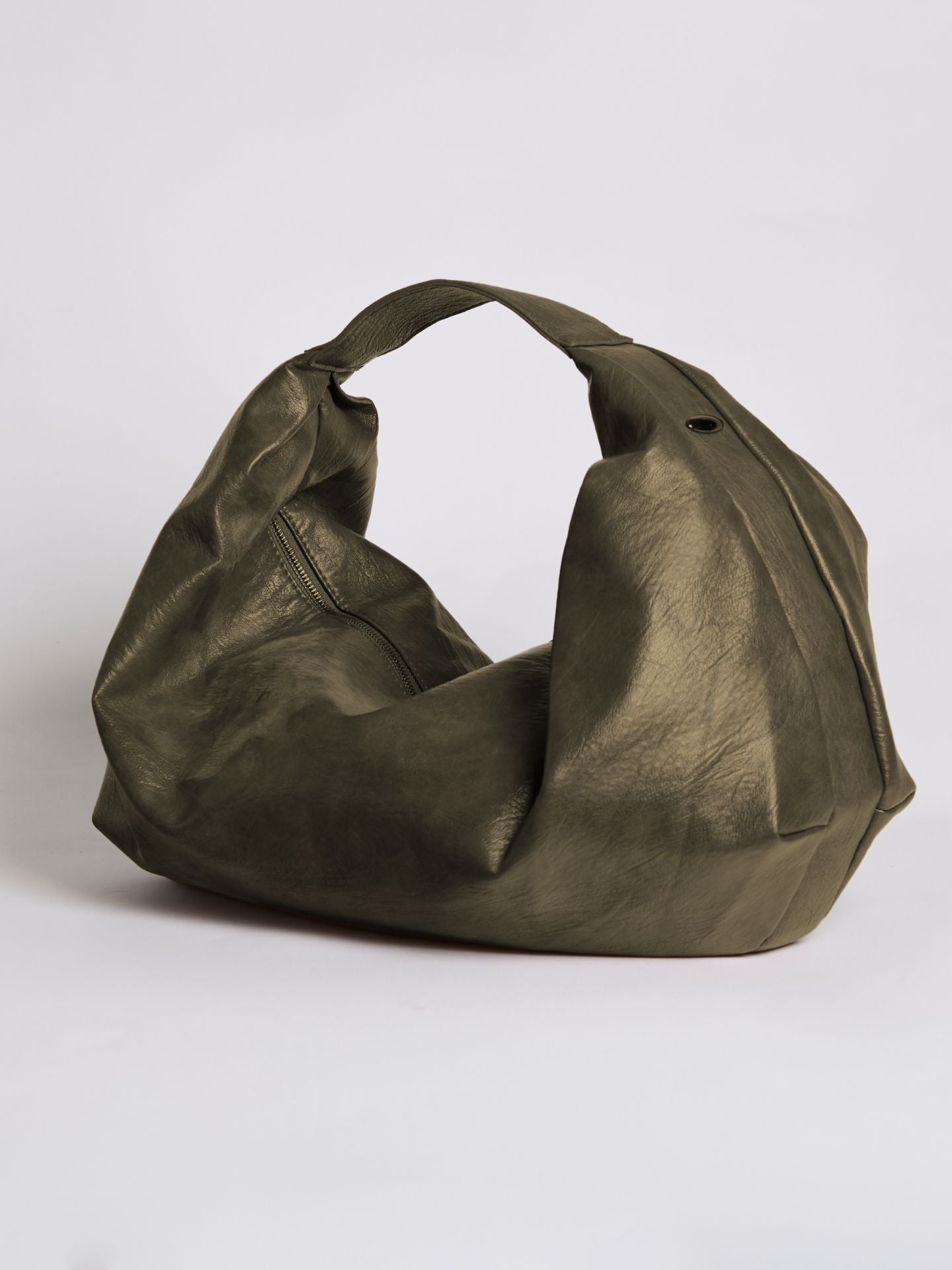 Vegan Leather Soft Hobo Shoulder Bag – Black | Sustainable & Stylish Everyday Tote