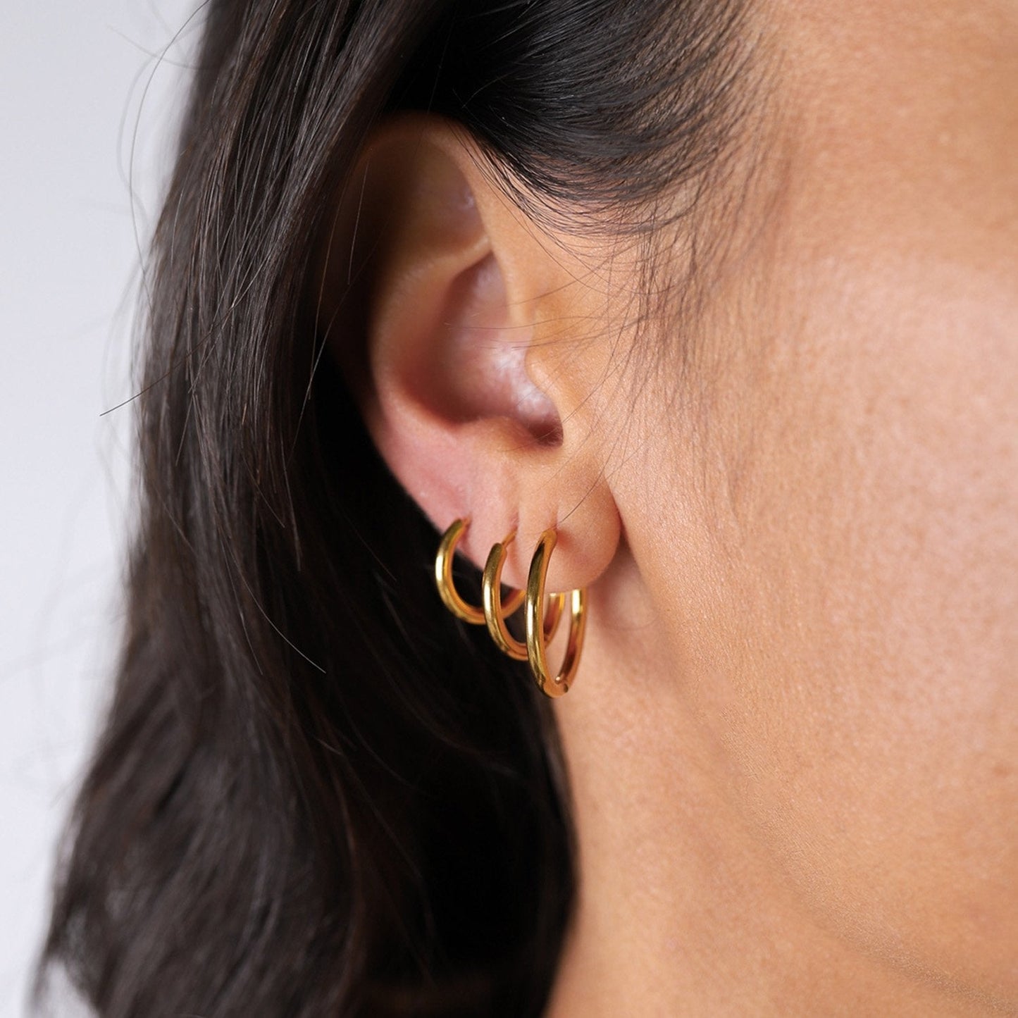 Set of 3 Gold Hoop Earrings – Minimalist Stainless Steel Hoops in Small, Medium & Large Sizes – Hypoallergenic, Lightweight, Nickel-Free, Perfect for Everyday Wear