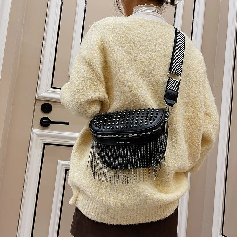 Trendy Fringe Crossbody Bag – PU Leather Shoulder Bag with Zipper & Adjustable Strap