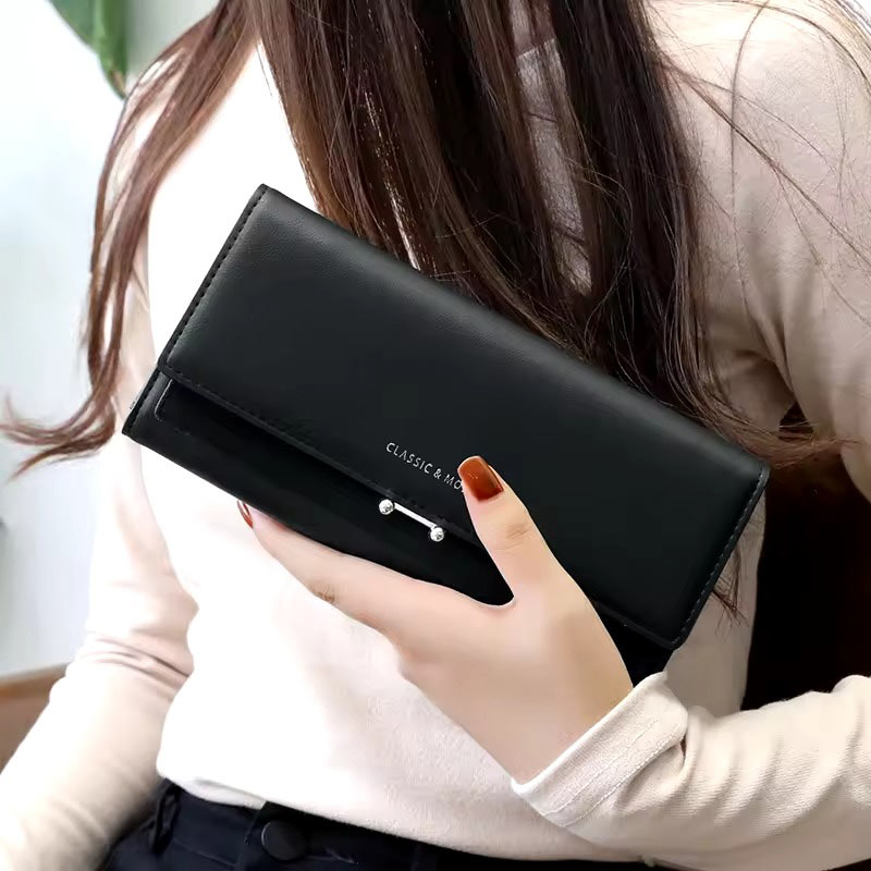 Luxe Women's Wallet – Premium Faux Leather, Multiple Card Slots, Smartphone Compartment, Secure Zipper Closure