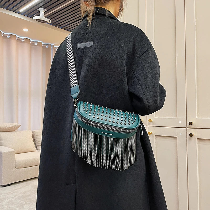 Trendy Fringe Crossbody Bag – PU Leather Shoulder Bag with Zipper & Adjustable Strap