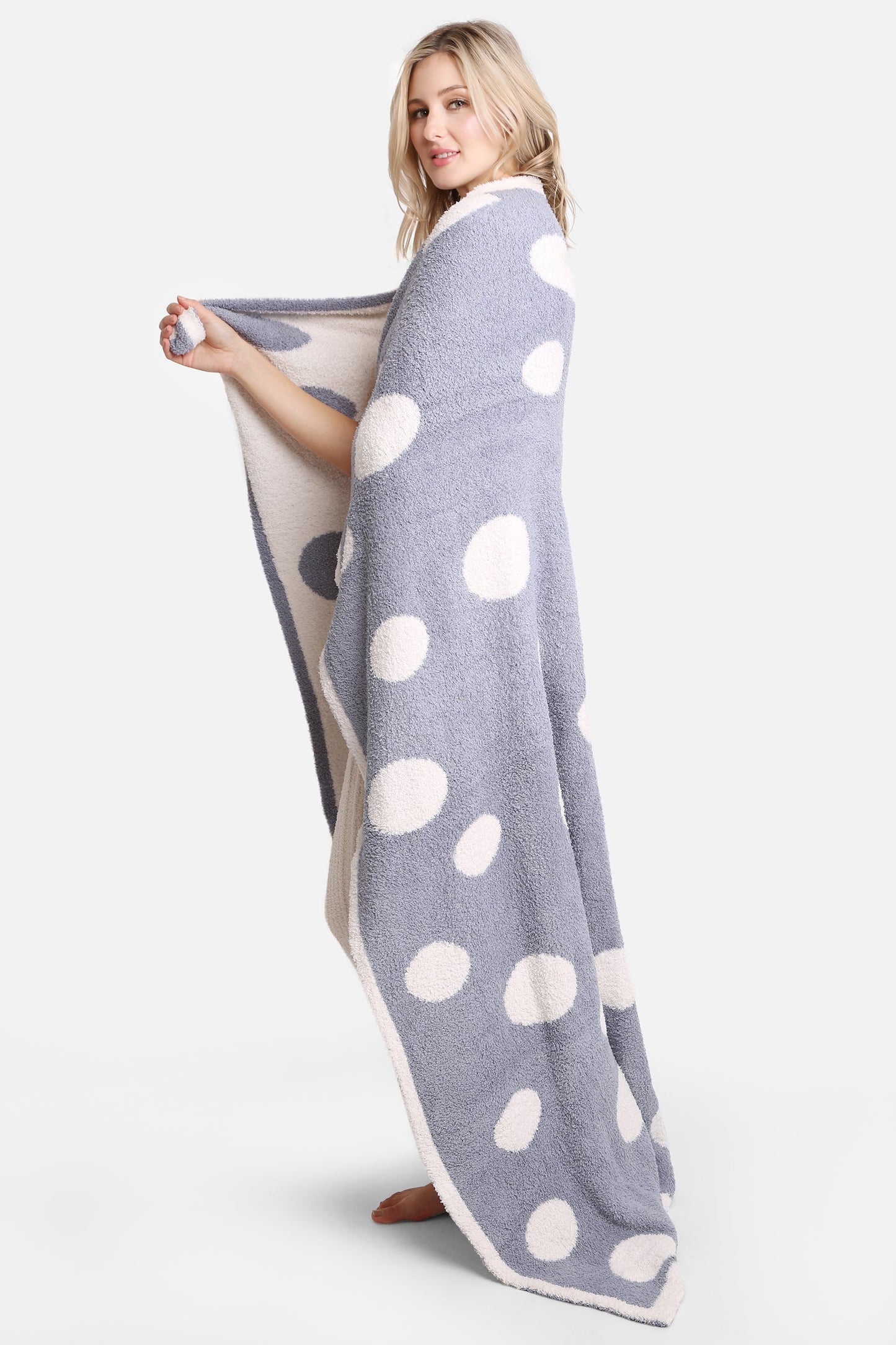 Polka Dot Luxe Fleece Throw Blanket – Soft & Cozy Microfiber Plaid in Blue or Coffee Brown (130x150 cm)