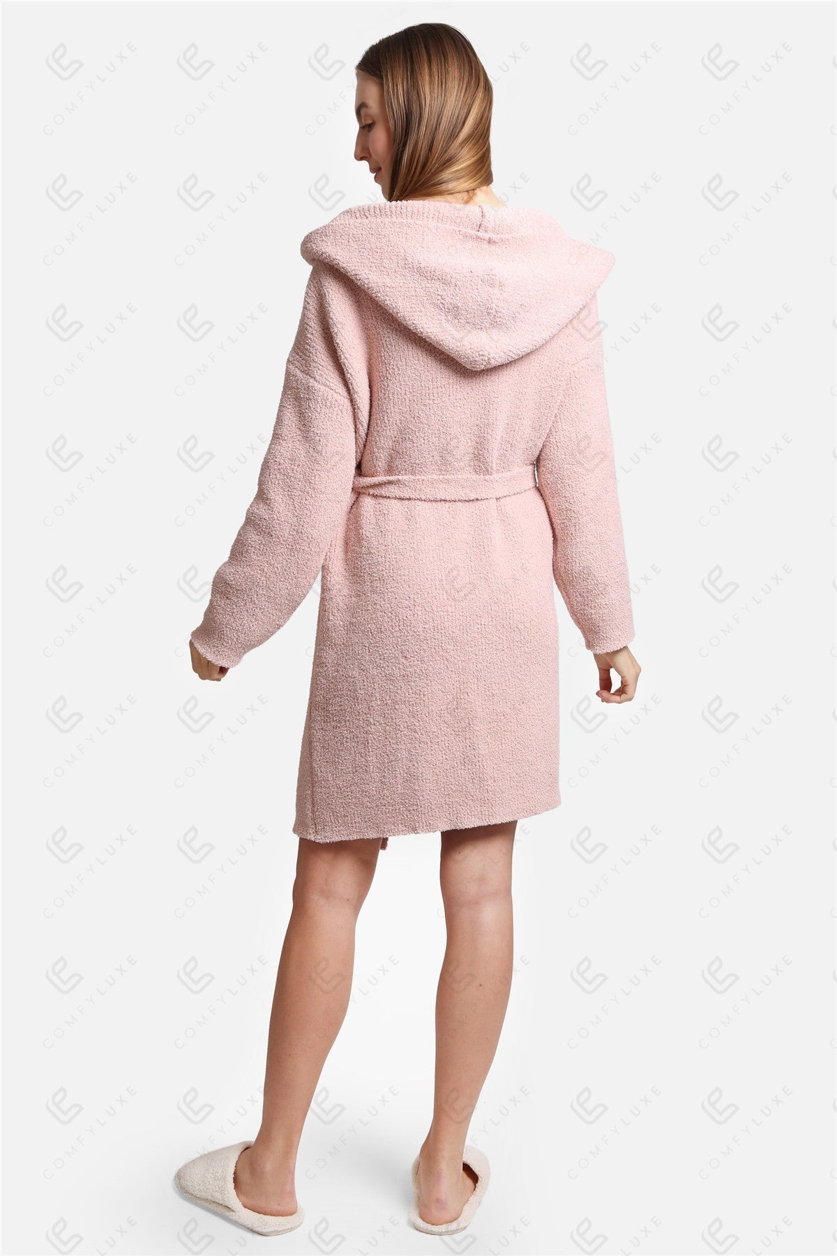 Luxurious Hooded Microfiber Bathrobe – Ultra-Soft, Lightweight Spa Robe with Front Pockets & Adjustable Belt