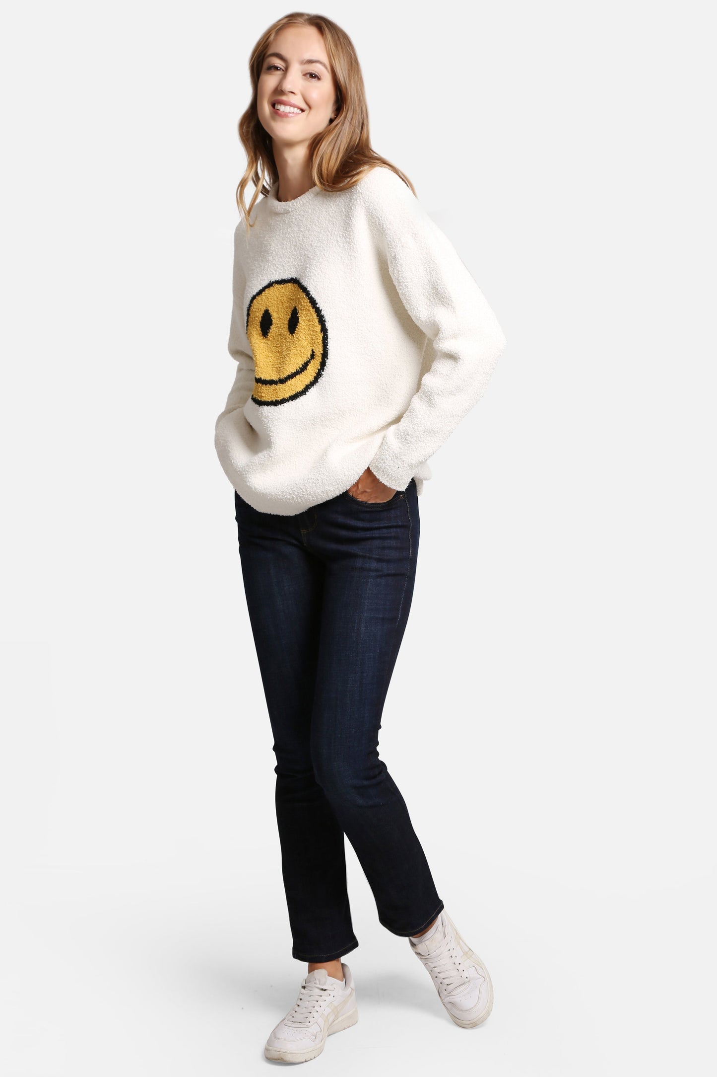 Happy Face Lounge Sweater – Ultra-Soft Microfiber Smiley Print Sweatshirt for Women