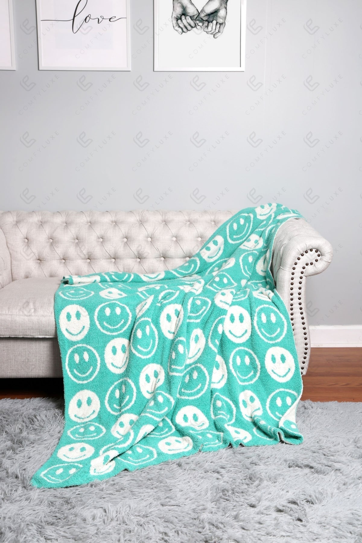 Mini Happy Face Luxe Fleece Throw Blanket – Ultra-Soft Polyester Microfiber, 130×150 cm, Cozy & Stylish Home Décor