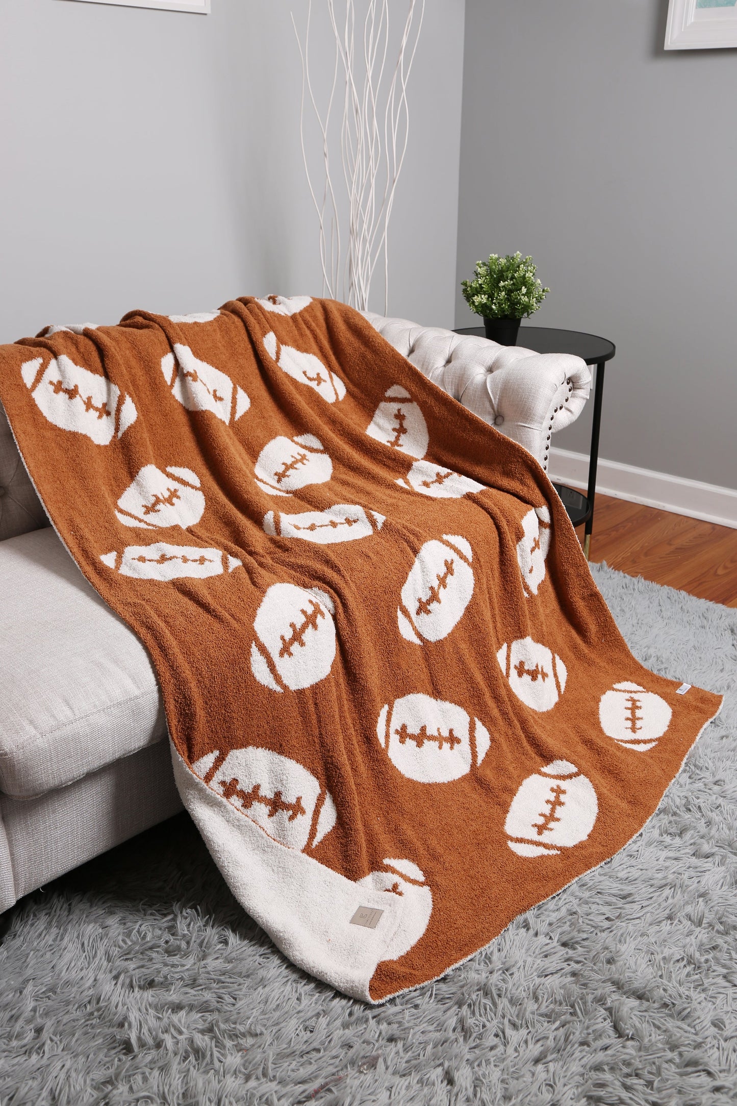 Football Patterned Luxury Soft Fleece Throw Blanket – 50X55Inch | Cozy Sports Fan Plaid for Couch, Bed & Stadium