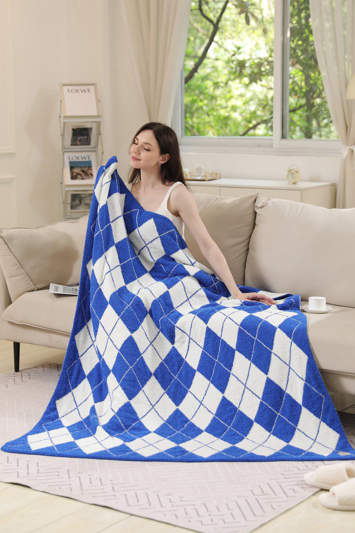 Luxe Argyle Plaid Throw Blanket – Ultra-Soft Microfiber Home Decor Accent (50” x 60”) – Beige, Black, Blue, Gray, Pink/Green, Red