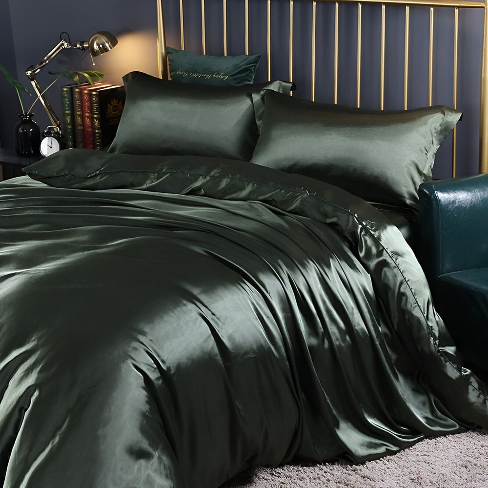 Premium Mulberry Silk Bedding Set – 100% Natural Mulberry Silk Duvet Cover with 2 Pillowcases – Hypoallergenic, Breathable, Temperature-Regulating, and Skin-Friendly