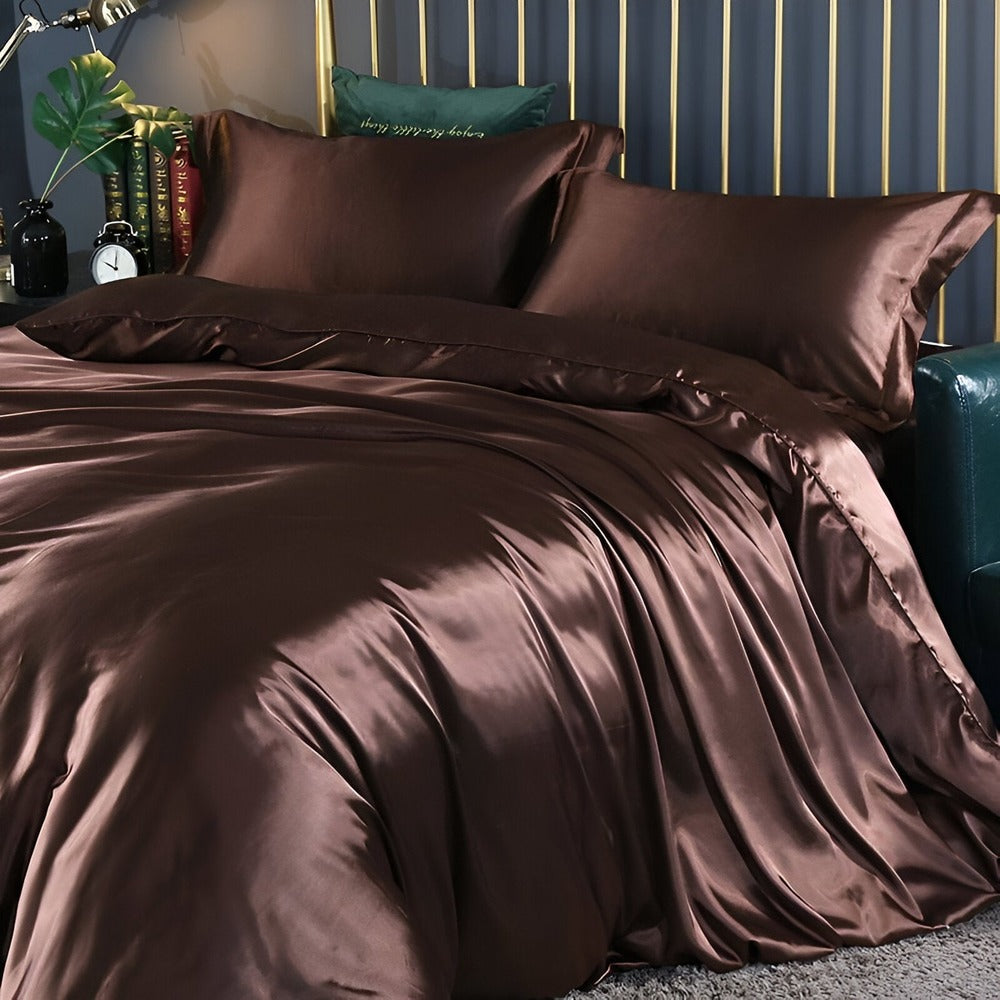 Premium Mulberry Silk Bedding Set – 100% Natural Mulberry Silk Duvet Cover with 2 Pillowcases – Hypoallergenic, Breathable, Temperature-Regulating, and Skin-Friendly