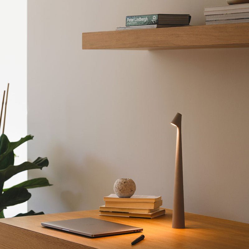 Modern LED Candle-Style Table Lamp – Dimmable & Wireless | Elegant Ambient Lighting