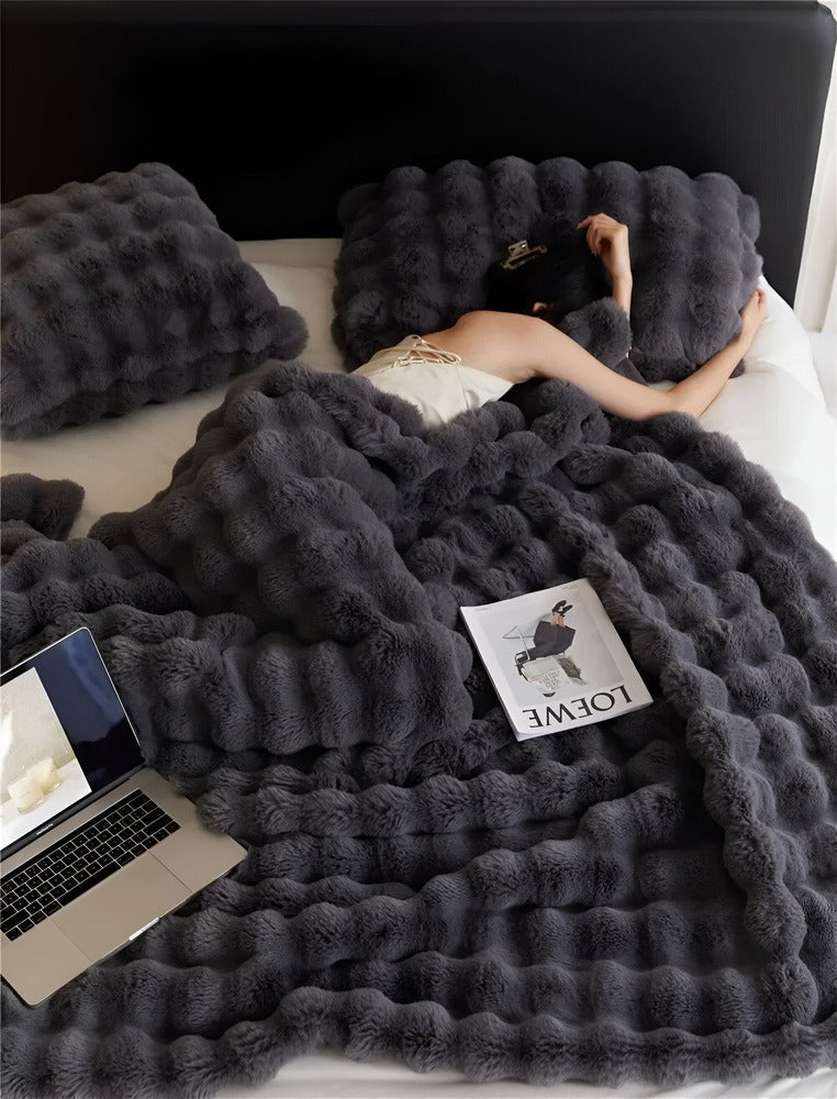 Plaid Fleece Throw Blanket – Ultra-Soft and Warm Couch & Bed Blanket for Cozy Living Room & Bedroom Decor