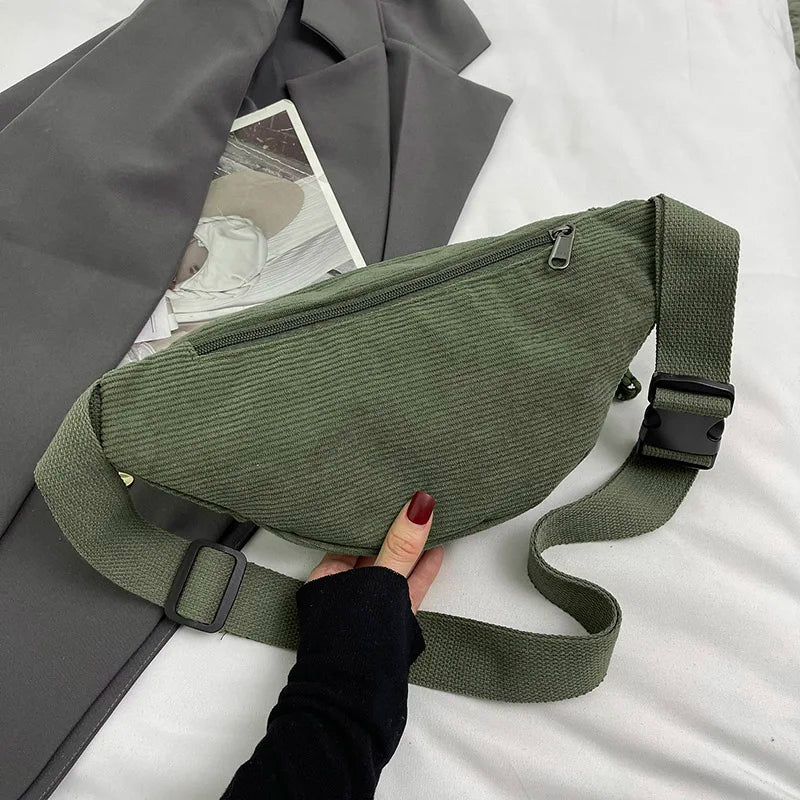 Green Corduroy Crossbody Bag – Stylish, Practical, and Comfortable Everyday Accessory