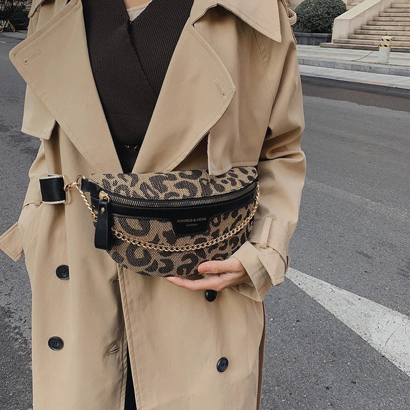 Trendy Leopard Print Crossbody Bag with Gold Chain – Adjustable Strap & Versatile Design