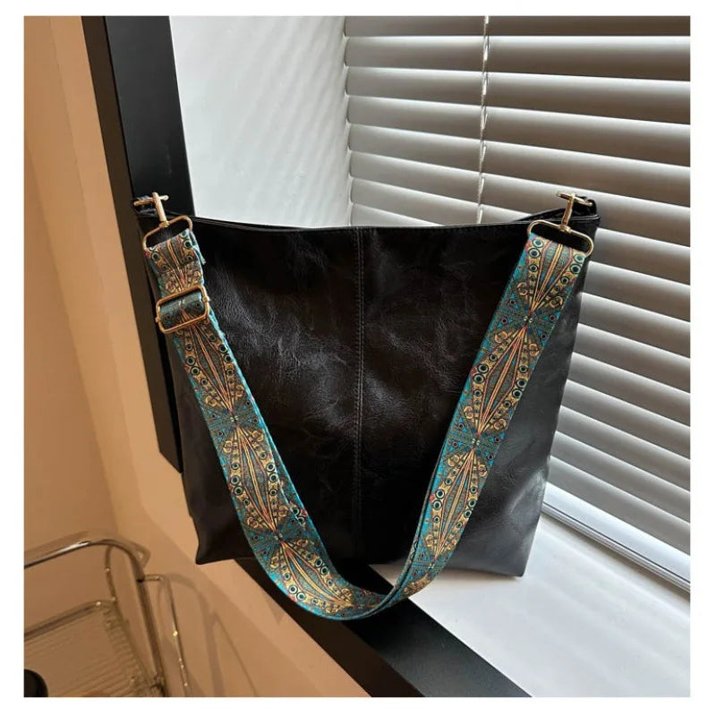 Stylish Brown Handbag with Wide Shoulder Strap – Spacious & Elegant