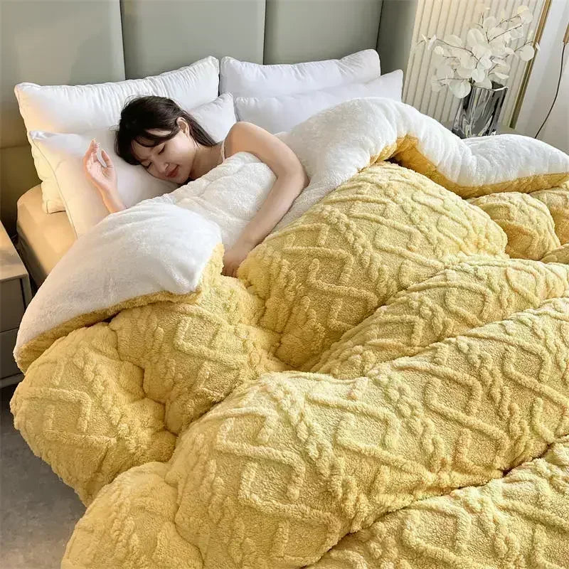 Luxury Warm Winter Blanket – Ultra Soft Thick Fleece Throw with Stylish Pattern