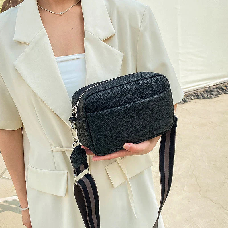 Beige Shoulder Bag for Women – Compact, Stylish & Practical Everyday Handbag