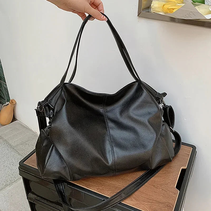 Stylish Women's Shopper Tote Bag – Spacious Shoulder Bag with Elegant Finish