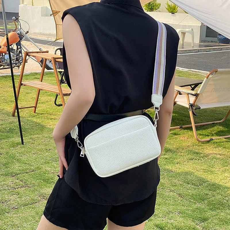 Beige Shoulder Bag for Women – Compact, Stylish & Practical Everyday Handbag