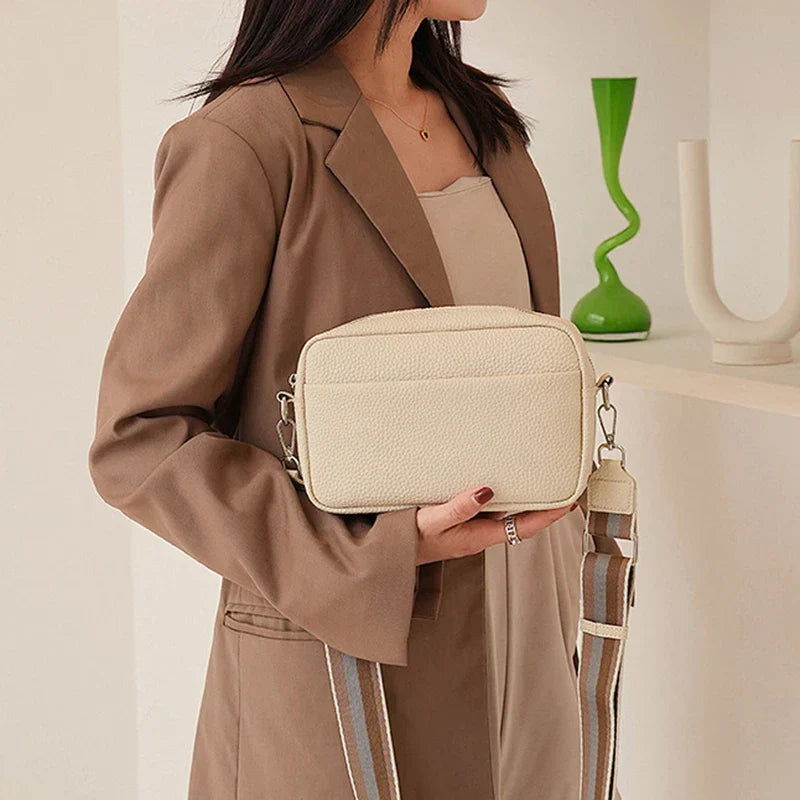 Beige Shoulder Bag for Women – Compact, Stylish & Practical Everyday Handbag