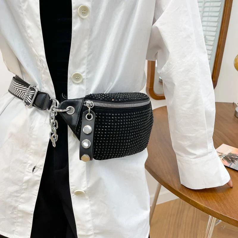 Black Rhinestone Crossbody Festival Bag with Chain Strap – Glamorous Street Style Clutch for Parties and Nights Out