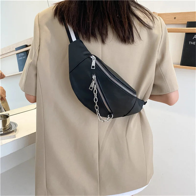 Minimalist Unisex Crossbody Belt Bag with Zipper Closure & Chain Detail – Versatile Faux Leather Waist and Shoulder Bag