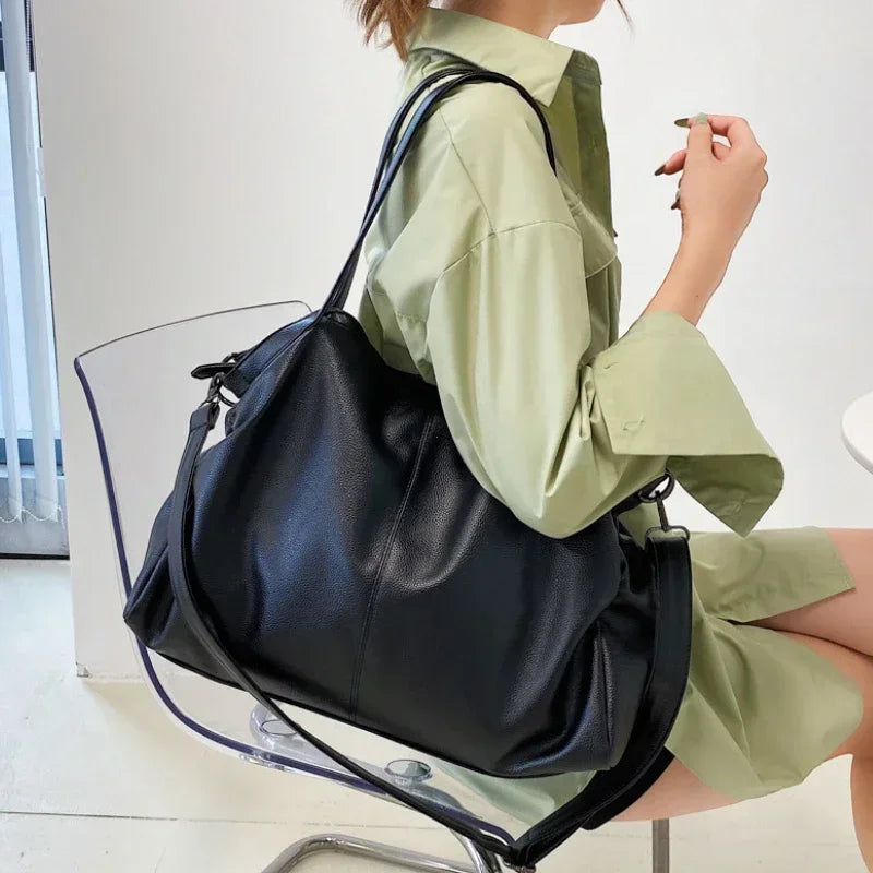 Stylish Women's Shopper Tote Bag – Spacious Shoulder Bag with Elegant Finish