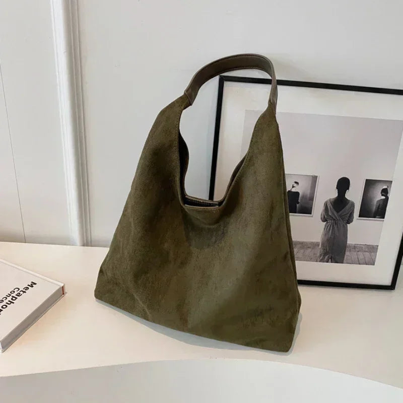 Elegant Women's Shoulder Bag – Spacious, Stylish & Comfortable Handbag for Daily Use