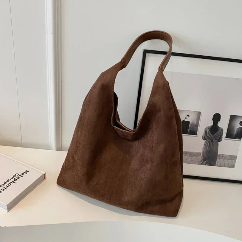 Elegant Women's Shoulder Bag – Spacious, Stylish & Comfortable Handbag for Daily Use