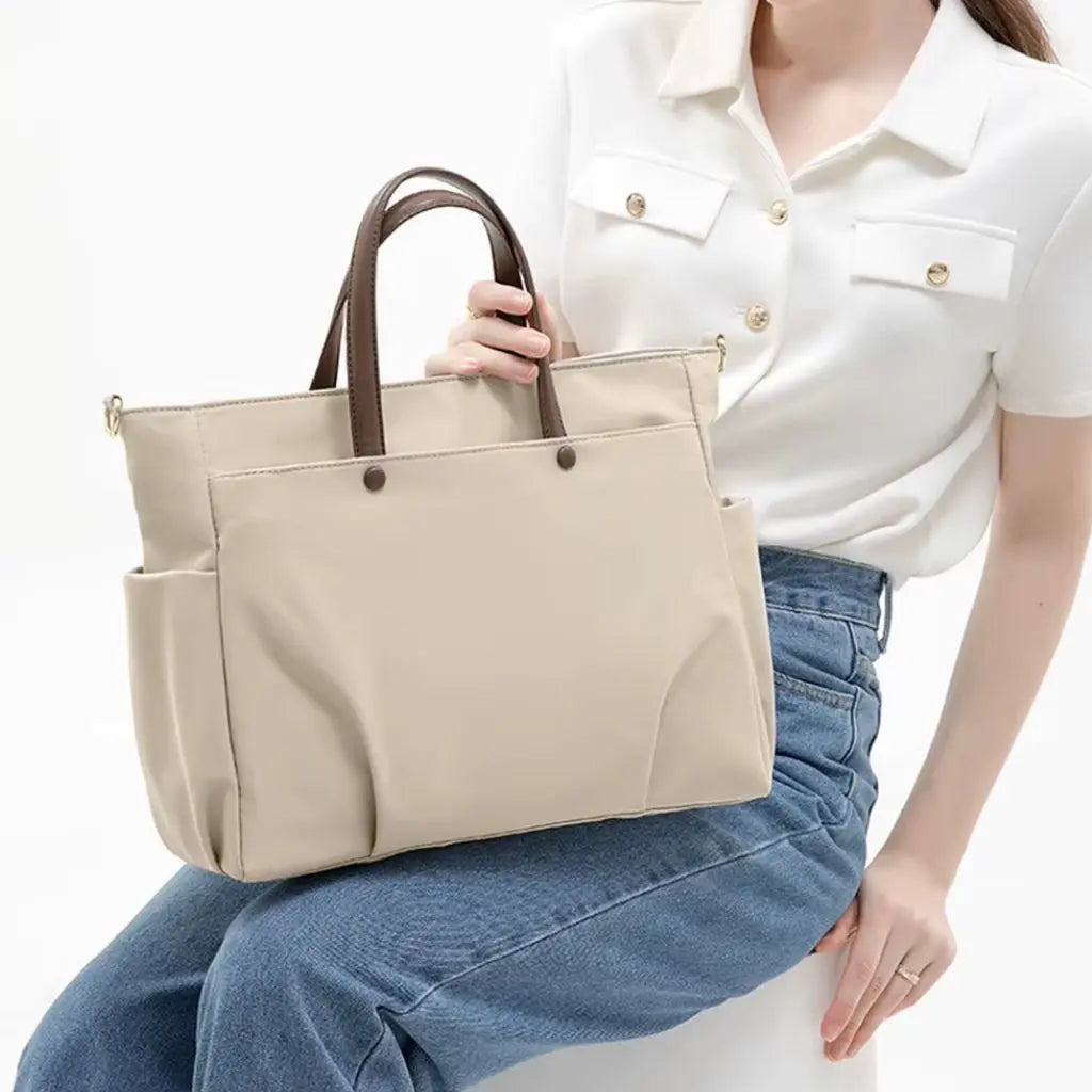 Trendy 15.6-Inch Women's Laptop Bag – Elegant & Practical Design