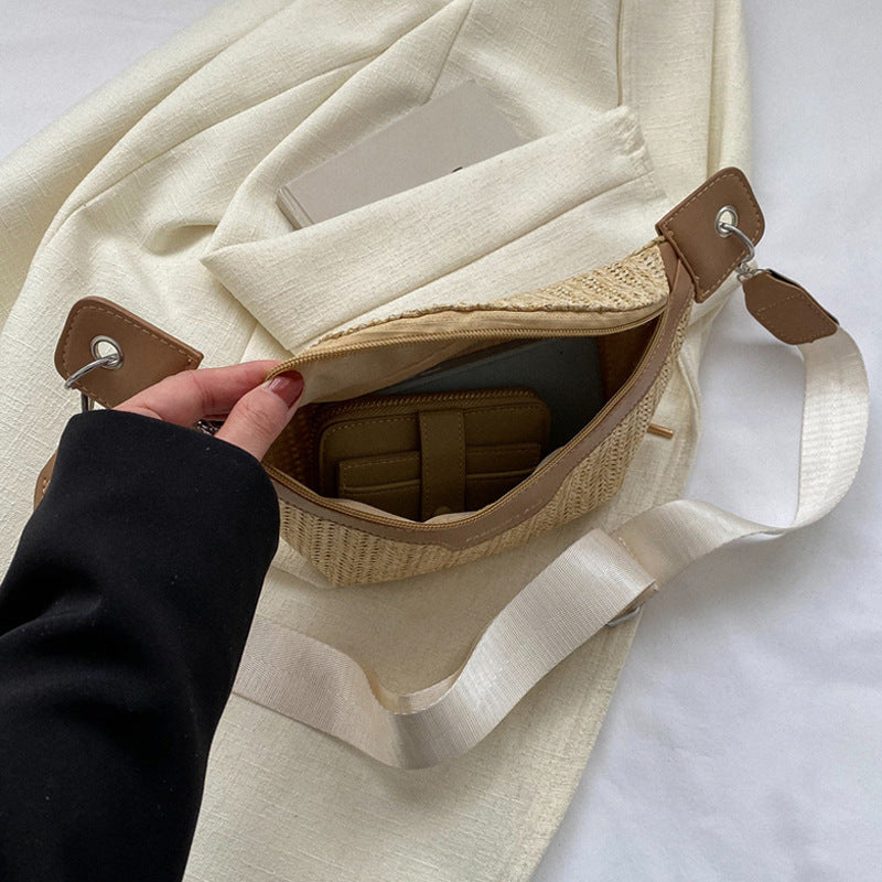 Raffia Crossbody Bum Bag – Lightweight, Adjustable & Stylish for Summer