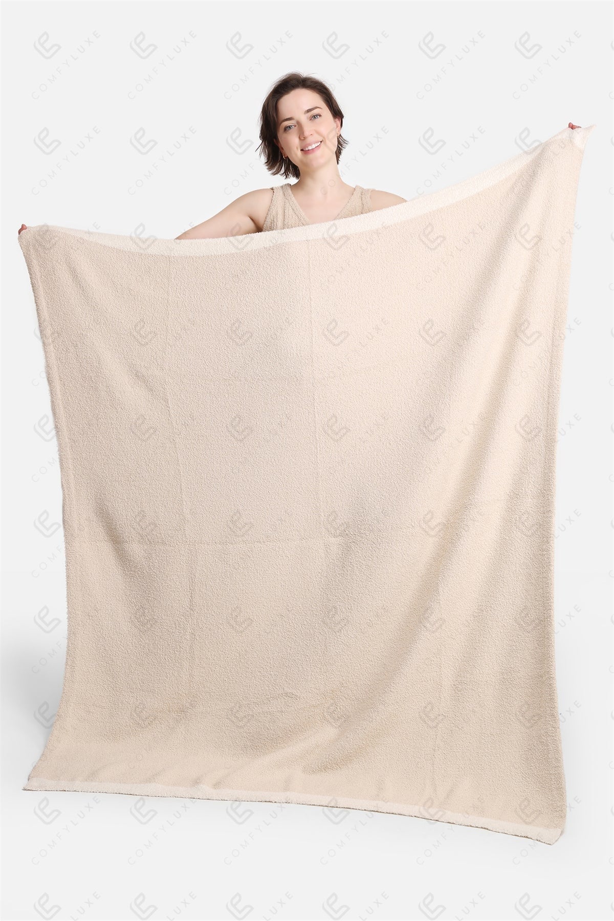 Soft Fleece Throw Blanket Plush Cozy Plaid for Couch, Bed or Living Room Decor